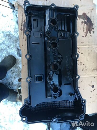 Клапанная крышка Mitsubishi Lancer Лансер