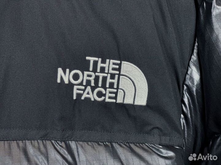 The North Face 1996 Nuptse Metallic Black