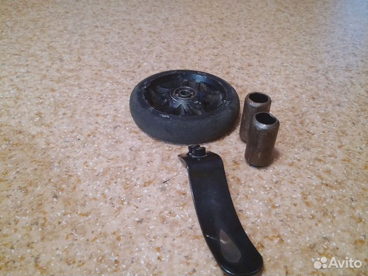 Запчасти на трюковой самокат