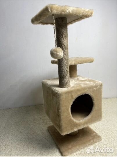 Домик с когтеточкой (на ножке) новый