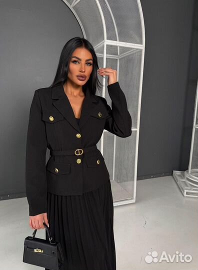 Костюм женский Valentino