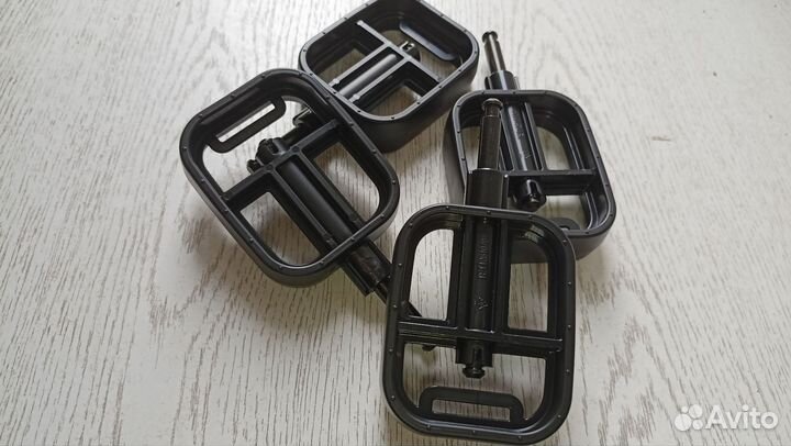 Педали для велосипеда doona liki trike оригинал