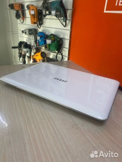 Ноутбук MSI pentium 987