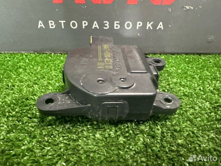 Сервопривод заслонки печки Kia Rio 3 QB 1.6 G4FC