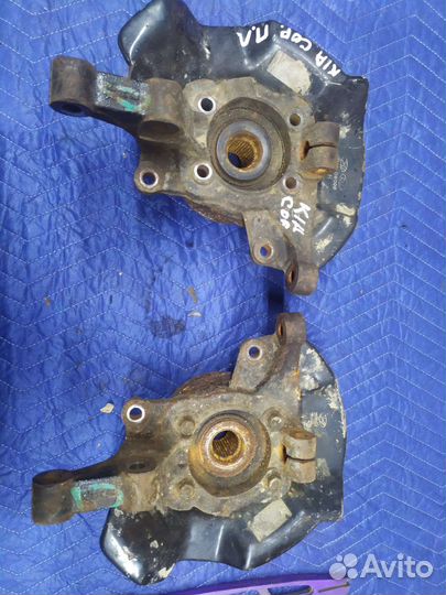 Кулак передний, ступица Kia Sorento 2 XM с 2009г