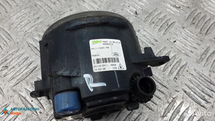 Фара правая Ford Focus 2 2008