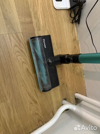 Вертикальный пылесос