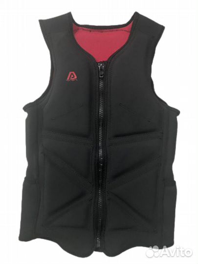 Спасательный жилет