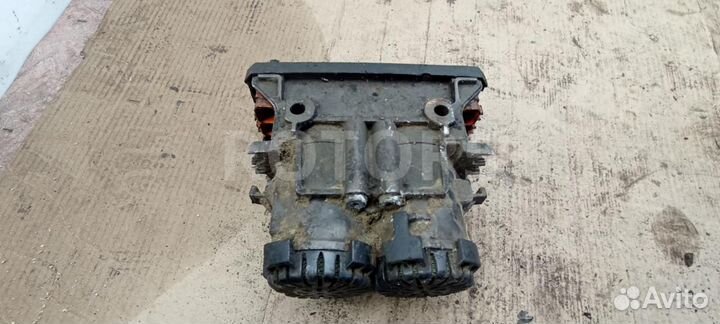 Кран модулятор EBS задний MAN TGX 2014 81521066050