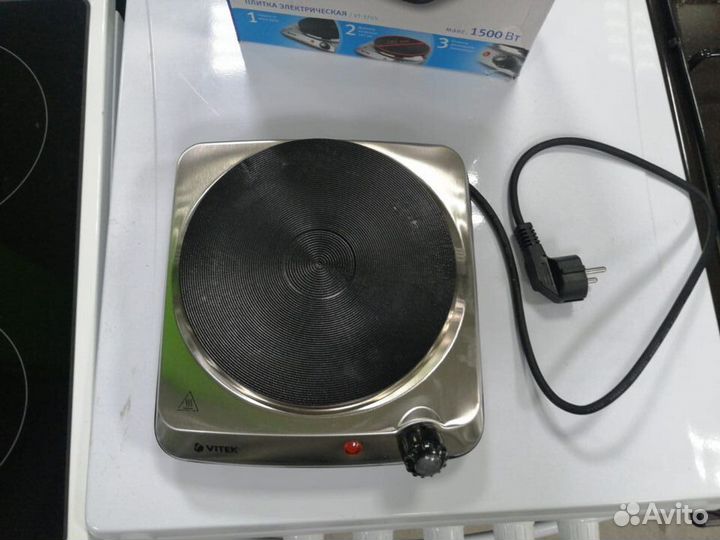 Настольная электрическая плитка Vitek VT-3705