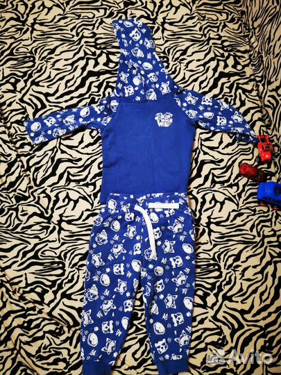 Спортивный костюм для мальчика 80