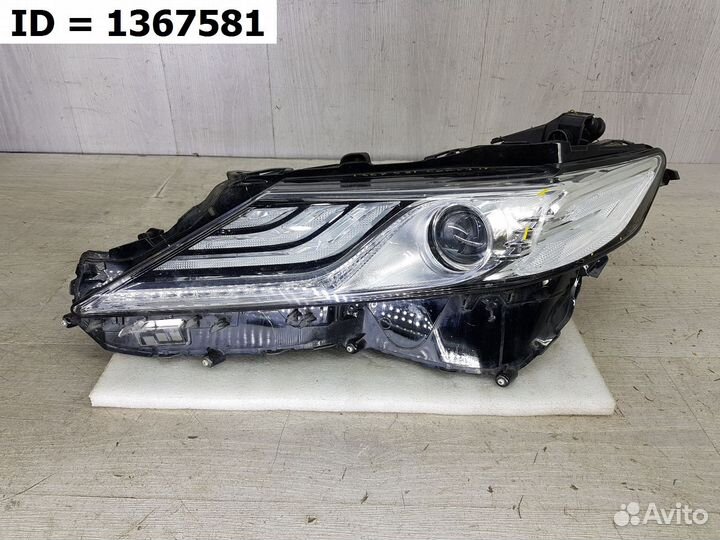 Фара левая Toyota Camry