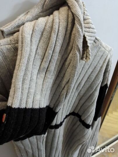 Свитер шерстяной мужской