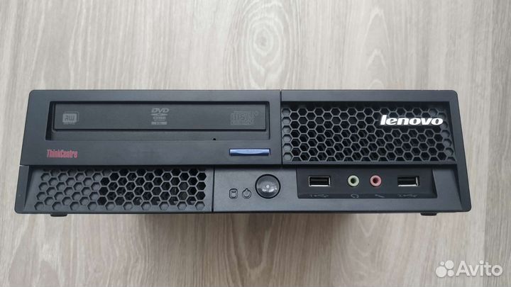 Lenovo thinkcentre Am8 компактный