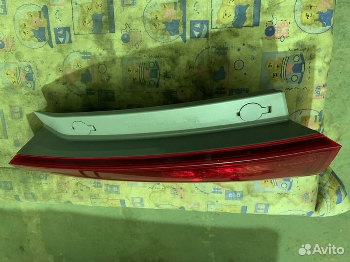 Фонарь задний левый верхний Kia Ceed универсал