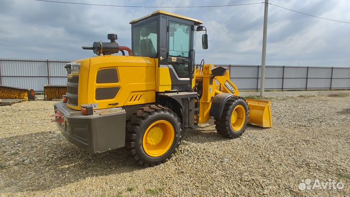 Фронтальный погрузчик XCMG LW300F, 2023