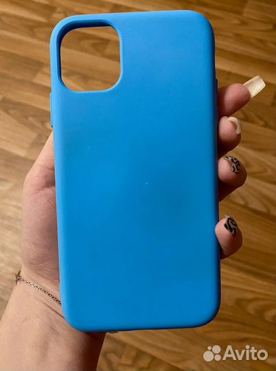 Чехол на iPhone 11
