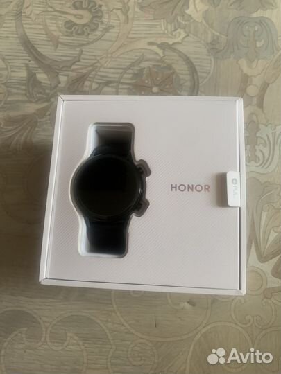 Смарт часы honor
