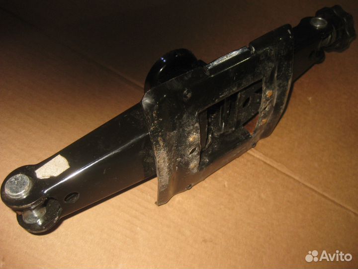 Домкрат Mercedes 169.* 204.* 245.*