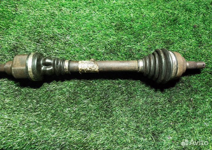 Полуось (привод в сборе) Peugeot 308 (T7) I