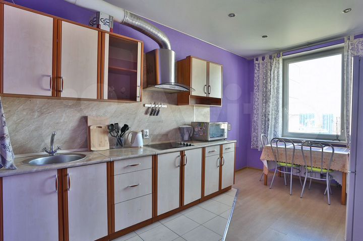 Комната 15 м² в 3-к., 22/24 эт.