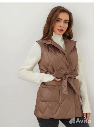 Жилет женский теплый 44