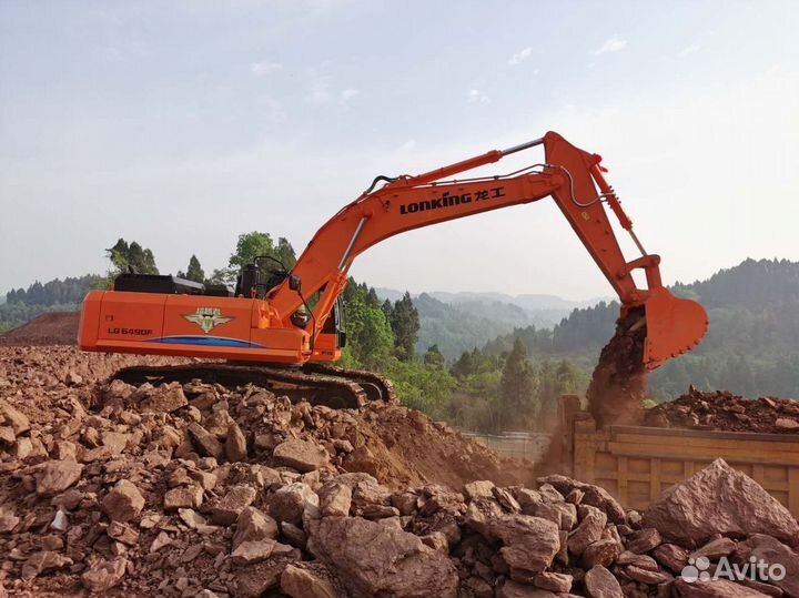 Гусеничный экскаватор Lonking CDM6490, 2023