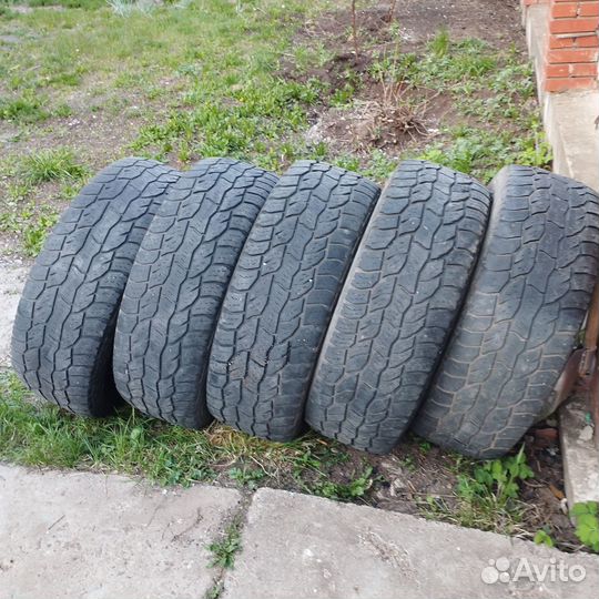 Cooper Discoverer AT3 LT 265/65 R18