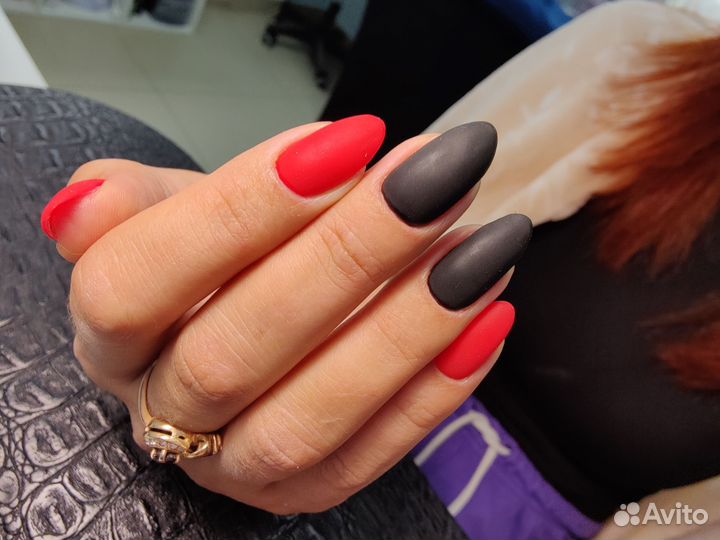 Маникюр педикюр