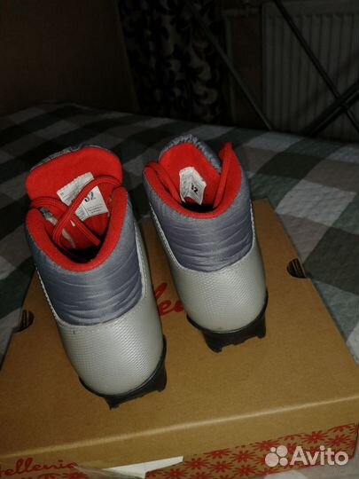 Лыжные ботинки 32р