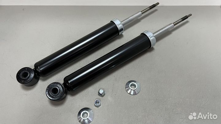 Амортизатор передний Mercedes ML163