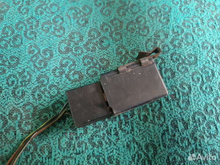 Реле Opel 90246960