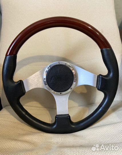 Спортивный руль бмв-М3