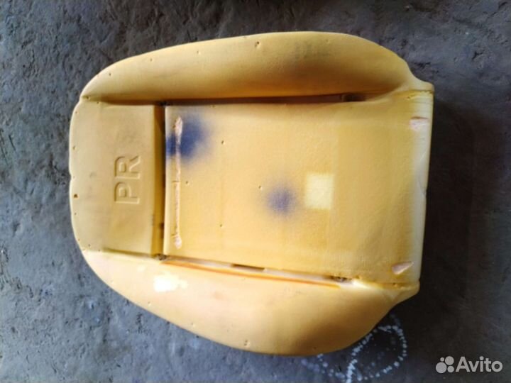 Наполнитель переднего правого сидения Форд Фокус 2