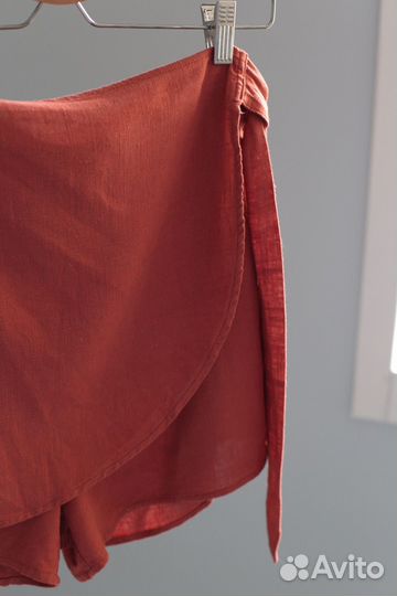 Льняные шорты