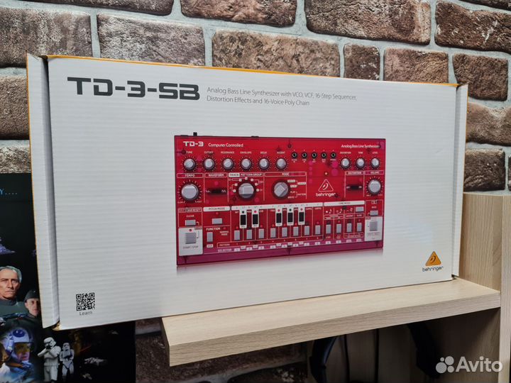 Behringer TD-3-SB синтезатор аналоговый