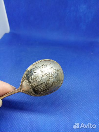 Ложка с храмом Христа Спасителя.Серебро 84.1886 г