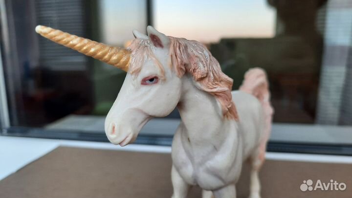 Фигурки Papo Пегас и Единорог Франция