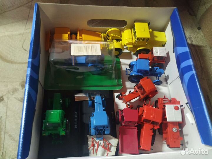 Модель тракторов 1:43