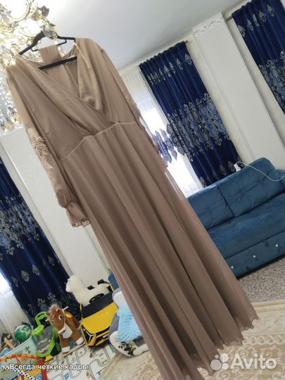 Вечернее платье на выпускной,на свадьбу 48 размер