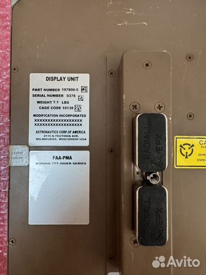 EFB monitor Boeing 777-300