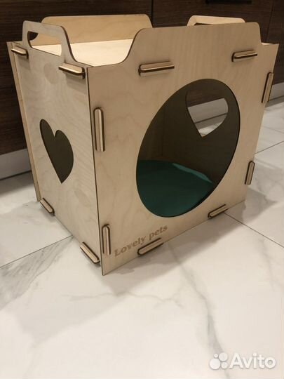 Домик лежанка для кошки и собаки