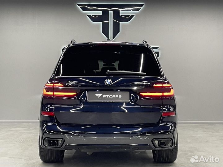 BMW X7 3.0 AT, 2022, 30 км