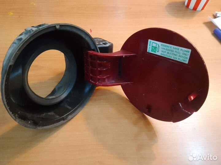 Лючок бензобака Ситроен С4 04-11 год