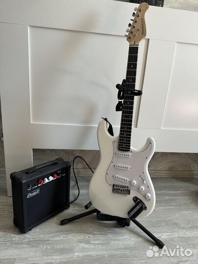 Электро гитара rockdale+комбик