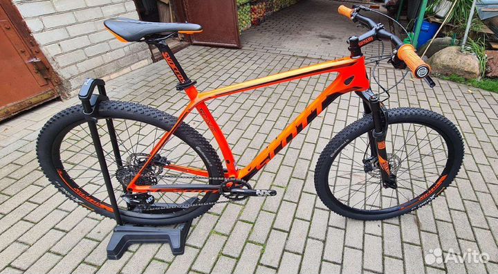 Карбоновый Scott Scale 935