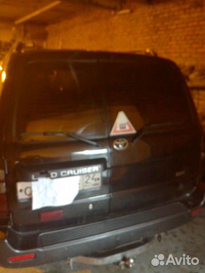 Toyota Land Cruiser 105 в разборе