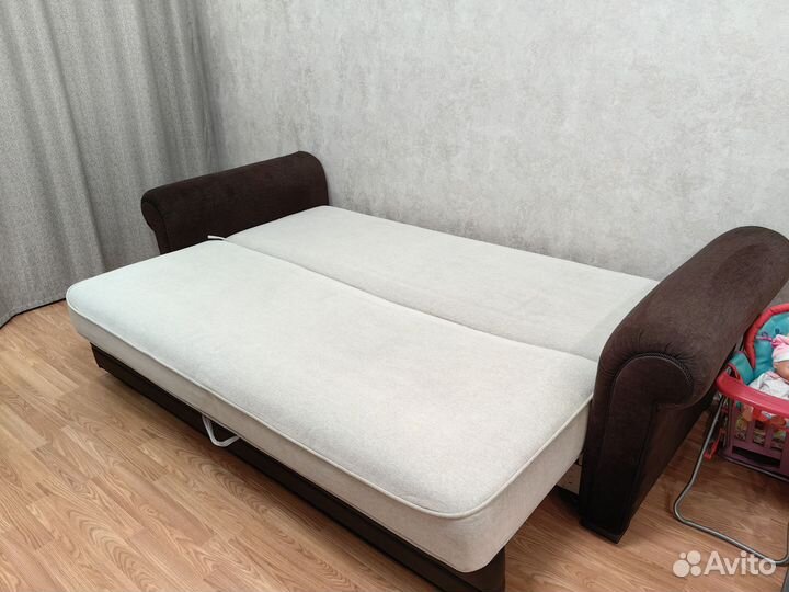 Диван прямой раскладной бу