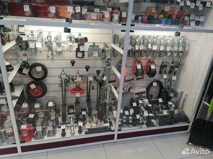 Кронштейн запасного колеса