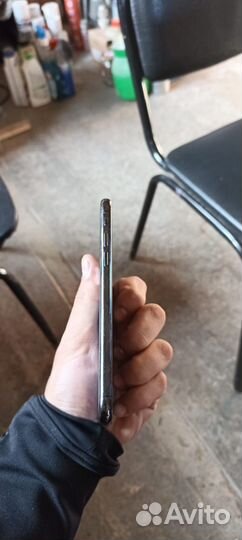 iPhone Xs, 64 ГБ